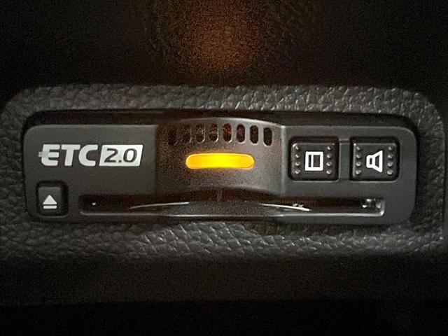 ヴェゼル e:HEV Z 登録済未使用車 純正9型ナビ マルチビューカメラ レーダークルーズ ブラインドスポットモニター パワーバックドア シートヒーター ETC ワイヤレス充電器 デュアルエアコン LEDヘッド&フォグ(6枚目)