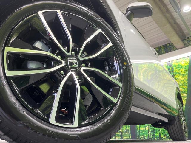 ヴェゼル e:HEV Z 登録済未使用車 純正9型ナビ マルチビューカメラ レーダークルーズ ブラインドスポットモニター パワーバックドア シートヒーター ETC ワイヤレス充電器 デュアルエアコン LEDヘッド&フォグ(13枚目)