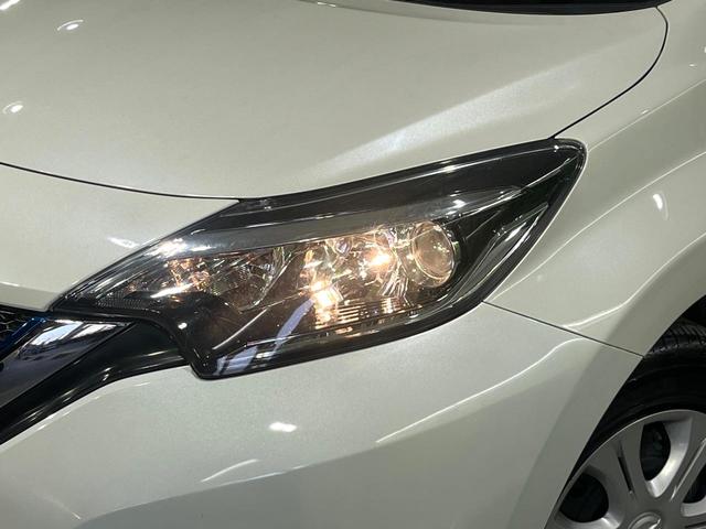 ノート ｅ－パワー　Ｘ　禁煙車　衝突軽減装置　メモリーナビ　全周囲カメラ　デジタルインナーミラー　オートエアコン　車線逸脱警報　ＥＴＣ　フルセグ　オートライト　ドラレコ　ステアリングスイッチ　プライバシーガラス　横滑り防止（12枚目）