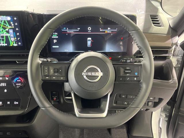 セレナ e-パワー ハイウェイスターV 登録済未使用車 プロパイロット 衝突軽減装置 純正12.3型ナビ アラウンドビューモニター ハンズフリー両側電動スライド AppleCarPlay ワイヤレス充電器 LEDヘッド&フォグ ETC2.0(8枚目)