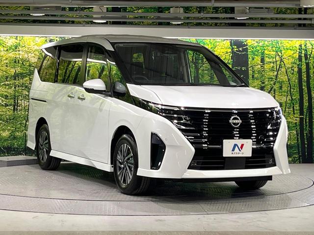 セレナ e-パワー ハイウェイスターV 登録済未使用車 プロパイロット 衝突軽減装置 純正12.3型ナビ アラウンドビューモニター ハンズフリー両側電動スライド AppleCarPlay ワイヤレス充電器 LEDヘッド&フォグ ETC2.0(17枚目)