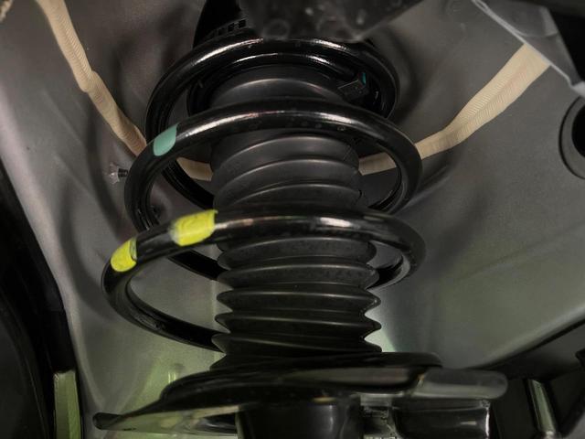 セレナ e-パワー ハイウェイスターV 登録済未使用車 プロパイロット 衝突軽減装置 純正12.3型ナビ アラウンドビューモニター ハンズフリー両側電動スライド AppleCarPlay ワイヤレス充電器 LEDヘッド&フォグ ETC2.0(21枚目)