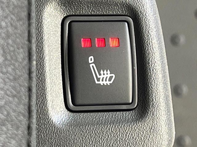 セレナ e-パワー ハイウェイスターV 登録済未使用車 プロパイロット 衝突軽減装置 純正12.3型ナビ アラウンドビューモニター ハンズフリー両側電動スライド AppleCarPlay ワイヤレス充電器 LEDヘッド&フォグ ETC2.0(29枚目)