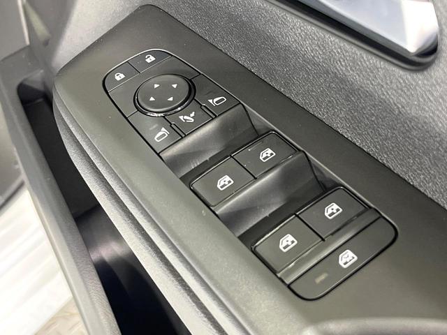 セレナ e-パワー ハイウェイスターV 登録済未使用車 プロパイロット 衝突軽減装置 純正12.3型ナビ アラウンドビューモニター ハンズフリー両側電動スライド AppleCarPlay ワイヤレス充電器 LEDヘッド&フォグ ETC2.0(58枚目)