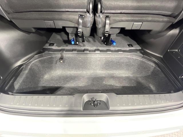 セレナ e-パワー ハイウェイスターV 登録済未使用車 プロパイロット 衝突軽減装置 純正12.3型ナビ アラウンドビューモニター ハンズフリー両側電動スライド AppleCarPlay ワイヤレス充電器 LEDヘッド&フォグ ETC2.0(70枚目)