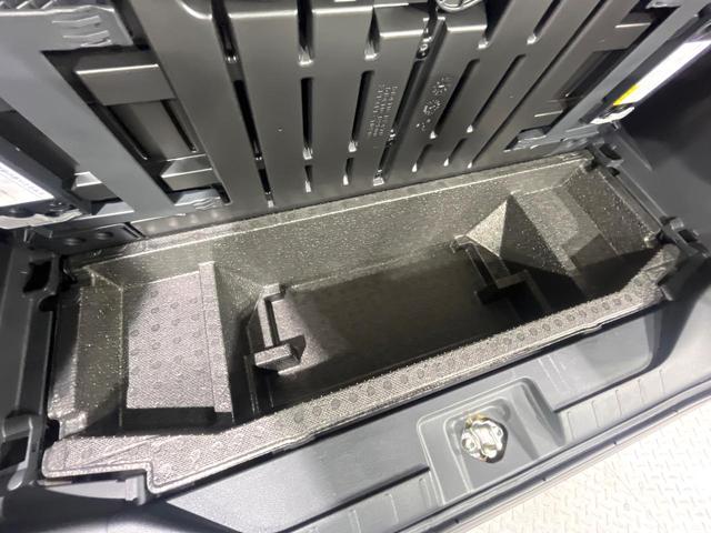 タント ファンクロス 禁煙車 衝突軽減装置 純正ナビ パノラマモニター 両側電動スライド シートヒーター オートハイビーム LEDヘッド&フォグ スマートキー オートエアコン Bluetooth フルセグTV ルーフレール(55枚目)