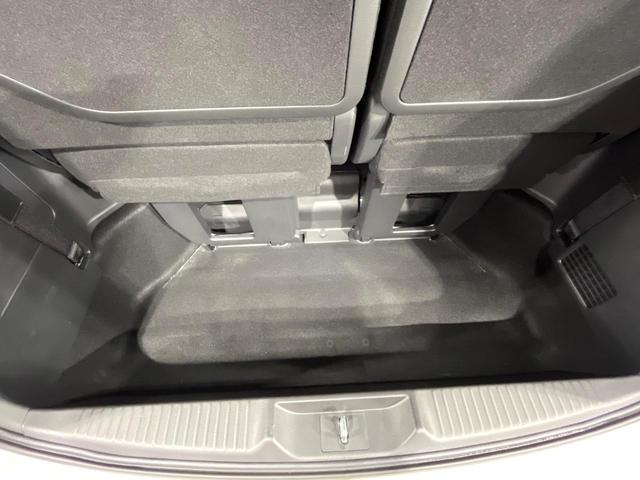 ステップワゴン e:HEVスパーダ 禁煙車 ホンダセンシング 純正11.4型ナビ フリップダウンモニター 全周囲カメラ 両側電動スライド 電動リアゲート シートヒーター パドルシフト ETC リアオートエアコン 2列目オットマン(57枚目)