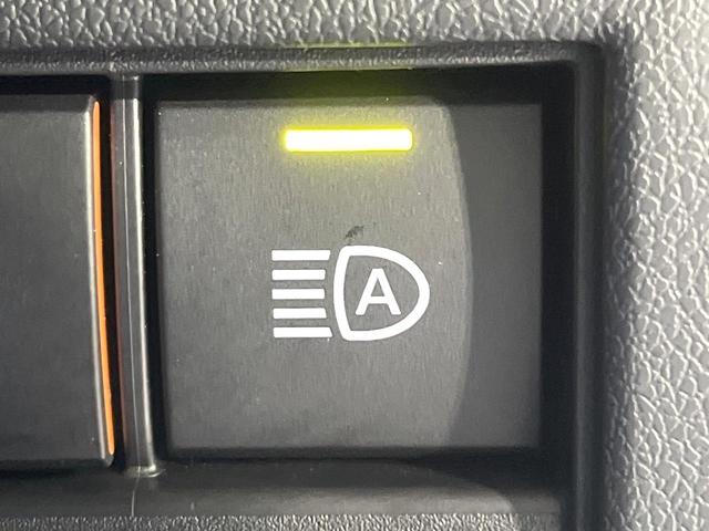 アルファードハイブリッド Z 左右左右独立ムーンルーフ セーフティセンス 純正14インチナビ 全周囲カメラ 両側電動スライド シートエアコン デジタルインナーミラー ブラインドスポットモニター AC100V電源 リアオートエアコン(33枚目)