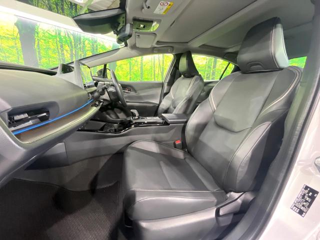 プリウス Z 禁煙車 パノラマルーフ セーフティセンス 純正12.3型ナビ 全周囲カメラ デジタルインナーミラー シートエアコン ブラインドスポットモニター AC100V電源 パークアシスト 電動リアゲート ETC(38枚目)