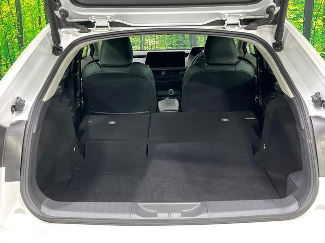 プリウス Z 禁煙車 パノラマルーフ セーフティセンス 純正12.3型ナビ 全周囲カメラ デジタルインナーミラー シートエアコン ブラインドスポットモニター AC100V電源 パークアシスト 電動リアゲート ETC(49枚目)