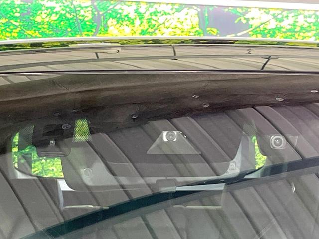 ハリアー Ｇ　禁煙車　衝突軽減装置　純正１２．３型ディスプレイオーディオ　バックカメラ　ブラインドスポットモニター　レーダークルーズ　パワーシート　デジタルインナーミラー　パワーバックドア　ＬＥＤヘッド＆フォグ（3枚目）