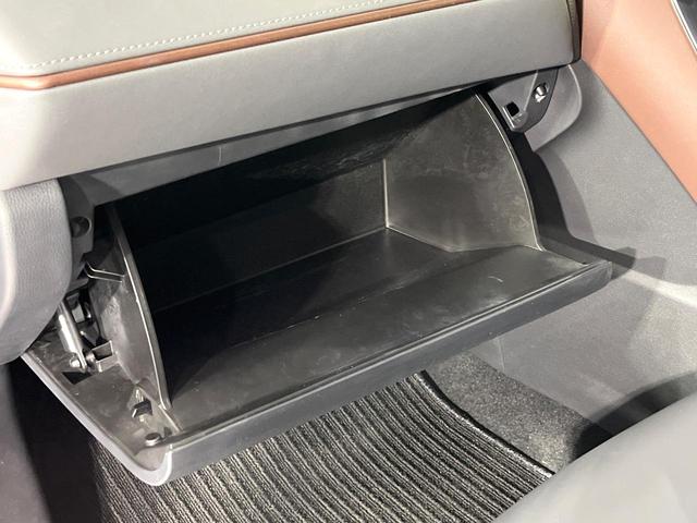 ハリアー Ｇ　禁煙車　衝突軽減装置　純正１２．３型ディスプレイオーディオ　バックカメラ　ブラインドスポットモニター　レーダークルーズ　パワーシート　デジタルインナーミラー　パワーバックドア　ＬＥＤヘッド＆フォグ（39枚目）