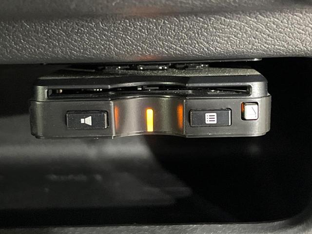 デイズ Ｘ　禁煙車　衝突軽減装置　ＳＤナビ　バックカメラ　スマートキー　オートエアコン　ＥＴＣ　コーナーセンサー　車線逸脱警報　踏み間違え防止　ステアリングスイッチ　電動格納ミラー　バニティミラー（6枚目）