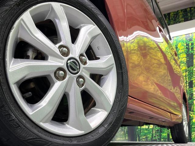 デイズ Ｘ　禁煙車　衝突軽減装置　ＳＤナビ　バックカメラ　スマートキー　オートエアコン　ＥＴＣ　コーナーセンサー　車線逸脱警報　踏み間違え防止　ステアリングスイッチ　電動格納ミラー　バニティミラー（13枚目）