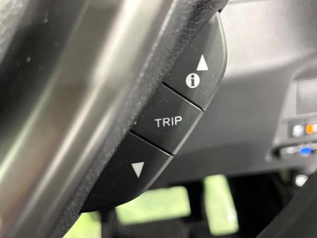 フリードハイブリッド ハイブリッド・Ｇブラックスタイル　禁煙車　衝突軽減装置　純正ナビ　バックカメラ　両側電動スライド　アダプティブクルーズ　シートヒーター　ＬＥＤヘッド　オートライト　オートエアコン　スマートキー　ＥＴＣ　ドラレコ　誤発進抑制機能（33枚目）