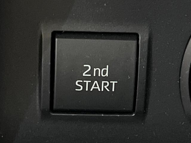 ランドクルーザープラド ＴＸ　Ｌパッケージ　７０ｔｈアニバーサリーリミテッド　ムーンルーフ　禁煙車　衝突軽減装置　ＢＩＧ－Ｘ１１型　バックカメラ　レーダークルーズ　シートベンチレーション　パワーシート　革シート　ルーフレール　ＬＥＤヘッド＆フォグ　オートハイビーム（26枚目）