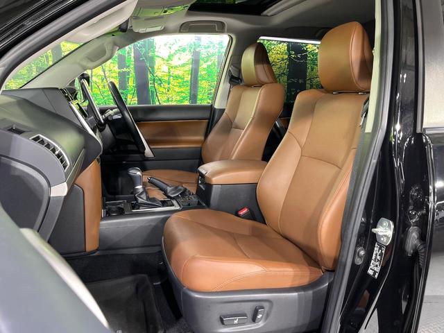 ランドクルーザープラド ＴＸ　Ｌパッケージ　７０ｔｈアニバーサリーリミテッド　ムーンルーフ　禁煙車　衝突軽減装置　ＢＩＧ－Ｘ１１型　バックカメラ　レーダークルーズ　シートベンチレーション　パワーシート　革シート　ルーフレール　ＬＥＤヘッド＆フォグ　オートハイビーム（40枚目）