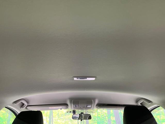 アクセラスポーツ １５Ｓ　禁煙車　マツダコネクトナビ　バックカメラ　デュアルエアコン　ＨＩＤヘッドライト　オートライト　スマートキー　ＥＴＣ　Ｂｌｕｅｔｏｏｔｈ　ステアリングスイッチ　プライバシーガラス　純正１６インチＡＷ（32枚目）