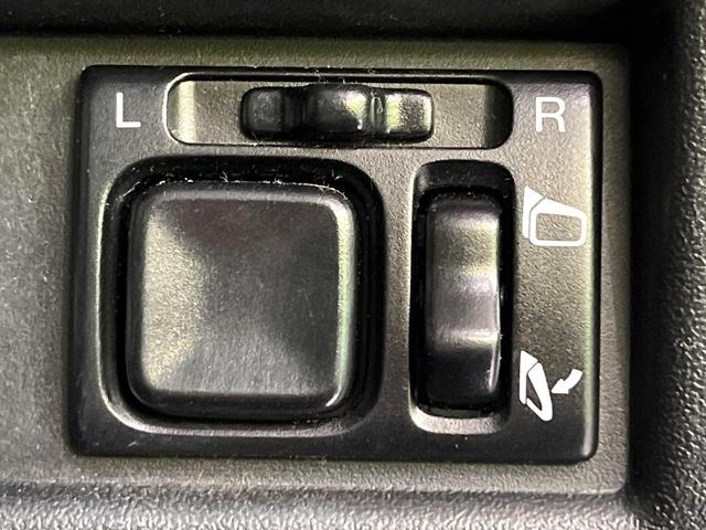 ジムニーシエラ ＪＣ　禁煙車　衝突軽減装置　ＳＤナビ　ＥＴＣ　シートヒーター　クルコン　ＬＥＤヘッド　オートライト　オートエアコン　スマートキー　ステアリングスイッチ　車線逸脱警報　誤発進抑制機能　電動格納ミラー（31枚目）
