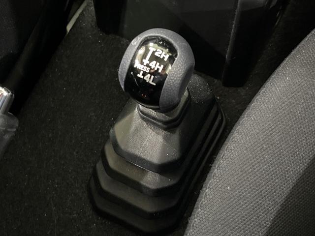 ジムニーシエラ ＪＣ　禁煙車　衝突軽減装置　ＳＤナビ　ＥＴＣ　シートヒーター　クルコン　ＬＥＤヘッド　オートライト　オートエアコン　スマートキー　ステアリングスイッチ　車線逸脱警報　誤発進抑制機能　電動格納ミラー（37枚目）