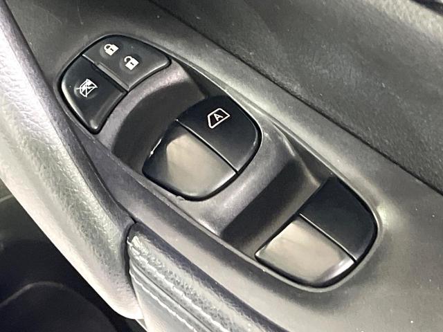 エクストレイル ２０Ｘ　ハイブリッド　エマージェンシーブレーキＰ　禁煙車　衝突軽減装置　純正ナビ　アラウンドビューモニター　シートヒーター　クルコン　デジタルインナーミラー　リモコンオートバックドア　デュアルエアコン　ＬＥＤヘッド　オートライト　スマートキー　ＥＴＣ（45枚目）