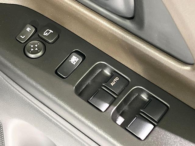 スペーシア ハイブリッドＧ　届出済未使用車　衝突軽減装置　ＬＥＤヘッド　オートライト　オートエアコン　スマートキー　ステアリングスイッチ　誤発進抑制機能　車線逸脱警報　電動格納ミラー　アイドリングストップ　バニティミラー（25枚目）