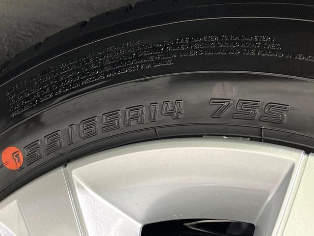 スペーシア ハイブリッドＧ　届出済未使用車　衝突軽減装置　ＬＥＤヘッド　オートライト　オートエアコン　スマートキー　ステアリングスイッチ　誤発進抑制機能　車線逸脱警報　電動格納ミラー　アイドリングストップ　バニティミラー（40枚目）