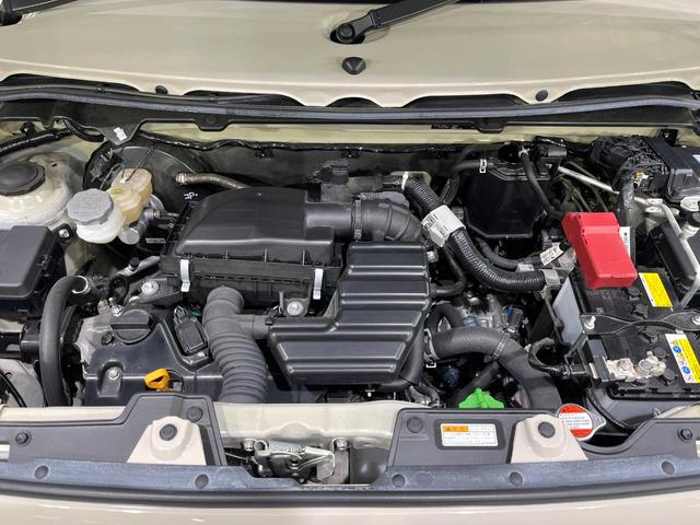 アルトラパンＬＣ Ｘ　２トーンカラー　禁煙車　衝突軽減装置　純正ナビ　全方位モニター　シートヒーター　ＬＥＤヘッド　オートライト　オートエアコン　スマートキー　ドラレコ　Ｂｌｕｅｔｏｏｔｈ　フルセグＴＶ　誤発進抑制機能（18枚目）