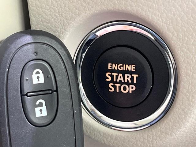 アルトラパンＬＣ Ｘ　２トーンカラー　禁煙車　衝突軽減装置　純正ナビ　全方位モニター　シートヒーター　ＬＥＤヘッド　オートライト　オートエアコン　スマートキー　ドラレコ　Ｂｌｕｅｔｏｏｔｈ　フルセグＴＶ　誤発進抑制機能（32枚目）