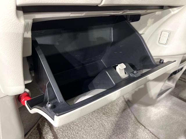 アルトラパンＬＣ Ｘ　２トーンカラー　禁煙車　衝突軽減装置　純正ナビ　全方位モニター　シートヒーター　ＬＥＤヘッド　オートライト　オートエアコン　スマートキー　ドラレコ　Ｂｌｕｅｔｏｏｔｈ　フルセグＴＶ　誤発進抑制機能（37枚目）