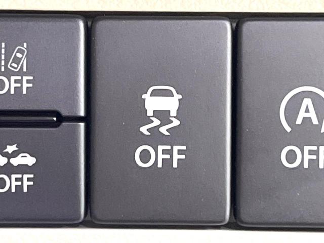 アルトラパンＬＣ Ｘ　２トーンカラー　禁煙車　衝突軽減装置　純正ナビ　全方位モニター　シートヒーター　ＬＥＤヘッド　オートライト　オートエアコン　スマートキー　ドラレコ　Ｂｌｕｅｔｏｏｔｈ　フルセグＴＶ　誤発進抑制機能（40枚目）