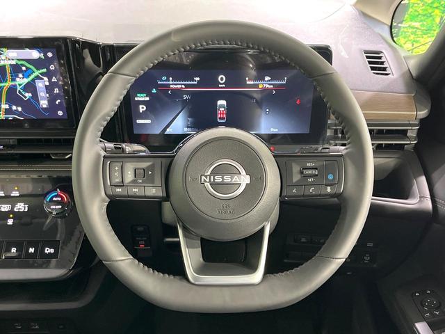 セレナ ｅ－パワー　ハイウェイスターＶ　登録済み未使用車　プロパイロット　純正１２．３型ナビ　全周囲カメラ　両側電動ドア　デジタルミラー　ＥＴＣ　ブラインドスポットモニター　電動パーキングブレーキ　コーナーセンサー　リアオートエアコン（11枚目）