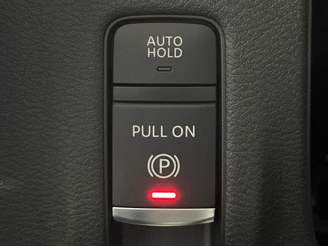 セレナ ｅ－パワー　ハイウェイスターＶ　登録済み未使用車　プロパイロット　純正１２．３型ナビ　全周囲カメラ　両側電動ドア　デジタルミラー　ＥＴＣ　ブラインドスポットモニター　電動パーキングブレーキ　コーナーセンサー　リアオートエアコン（26枚目）