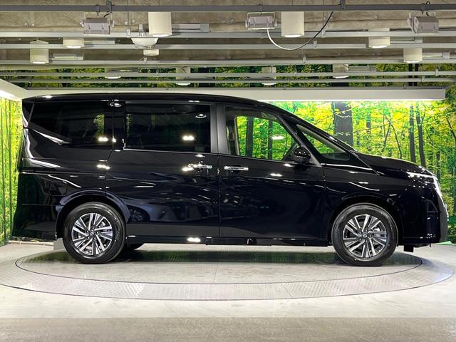 セレナ ｅ－パワー　ハイウェイスターＶ　登録済み未使用車　プロパイロット　純正１２．３型ナビ　全周囲カメラ　両側電動ドア　デジタルミラー　ＥＴＣ　ブラインドスポットモニター　電動パーキングブレーキ　コーナーセンサー　リアオートエアコン（50枚目）