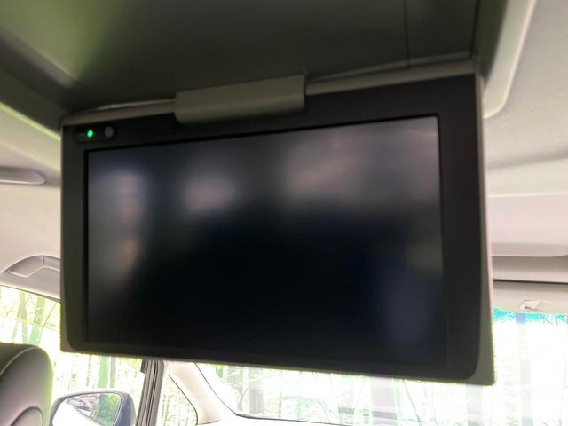 アルファード ２．５Ｓ　Ｃパッケージ　禁煙車　サンルーフ　フリップダウンモニター　純正ディスプレイオーディオ　バックカメラ　衝突軽減装置　レーダークルーズ　パワーバックドア　パワーシート　シートベンチレーション　ステアリングヒーター（3枚目）