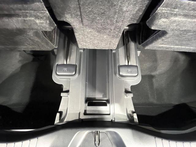 アルファード ２．５Ｓ　Ｃパッケージ　禁煙車　サンルーフ　フリップダウンモニター　純正ディスプレイオーディオ　バックカメラ　衝突軽減装置　レーダークルーズ　パワーバックドア　パワーシート　シートベンチレーション　ステアリングヒーター（64枚目）