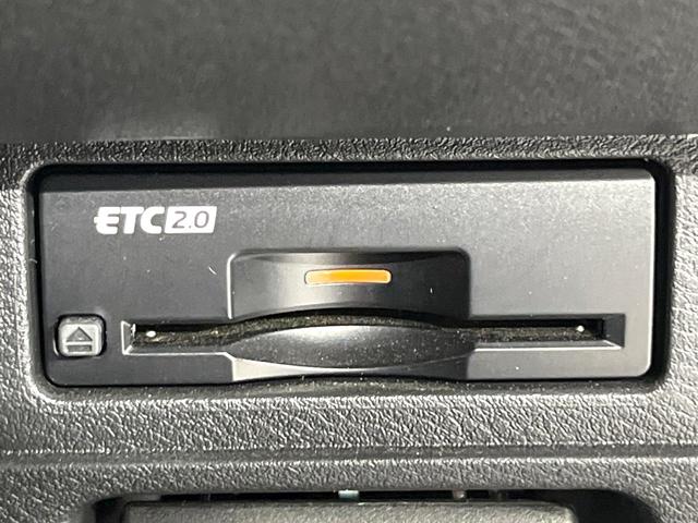 オーラ ニスモ　禁煙車　プロパイロット　衝突軽減　純正９型ナビ　全周囲カメラ　電動パーキングブレーキ　ブラインドスポットモニター　ＥＴＣ　スマートキー　オートエアコン　ＬＥＤライト　オートライト　純正１７ＡＷ（25枚目）