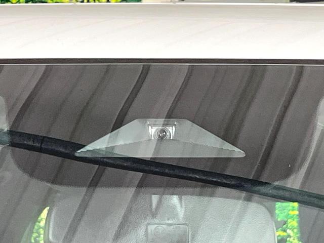 ステップワゴン スパーダ　登録済未使用車　衝突軽減装置　純正１１．４型ナビ　バックカメラ　両側電動スライド　アダプティブクルーズ　ブラインドスポットインフォメーション　シートヒーター　デュアルエアコン　リアオートエアコン（3枚目）