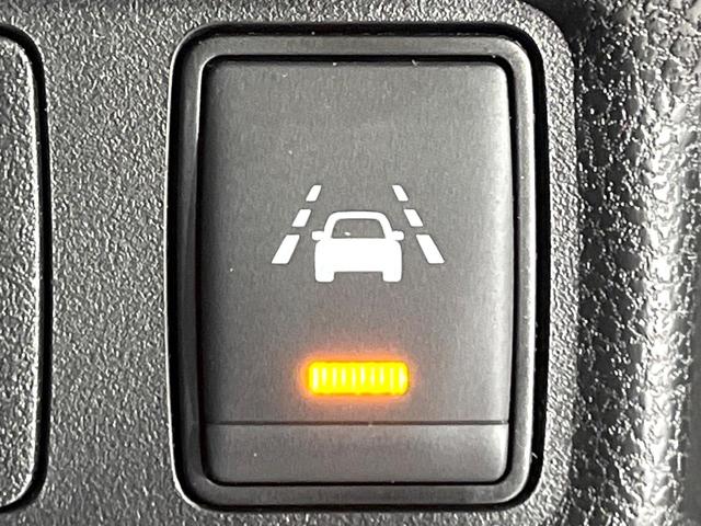 ノート ｅ－パワーニスモ　Ｓ　禁煙車　衝突軽減装置　純正ナビ　バックカメラ　デジタルインナーミラー　ＬＥＤヘッド　オートライト　オートエアコン　スマートキー　ステアリングスイッチ　ＥＴＣ　ドラレコ　Ｂｌｕｅｔｏｏｔｈ　フルセグＴＶ（23枚目）