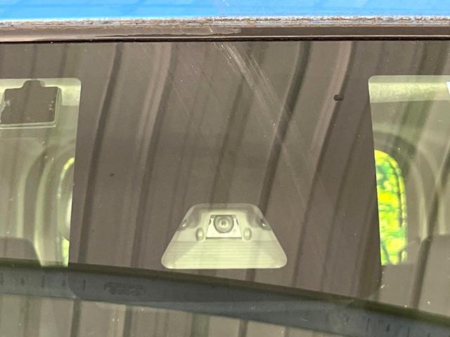 ルーミー G S 禁煙車 衝突軽減装置 純正9型ナビ バックカメラ 両側電動スライド シートヒーター クルコン ドラレコ ETC LEDヘッド&フォグ オートライト オートエアコン スマートキー ステアリングスイッチ(3枚目)