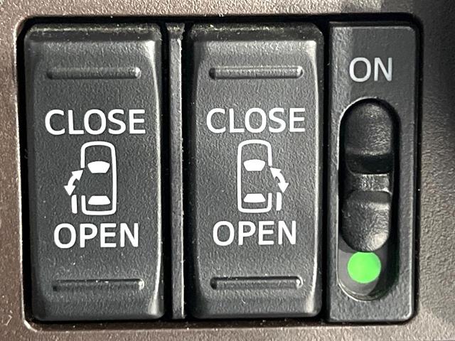 ルーミー G S 禁煙車 衝突軽減装置 純正9型ナビ バックカメラ 両側電動スライド シートヒーター クルコン ドラレコ ETC LEDヘッド&フォグ オートライト オートエアコン スマートキー ステアリングスイッチ(6枚目)