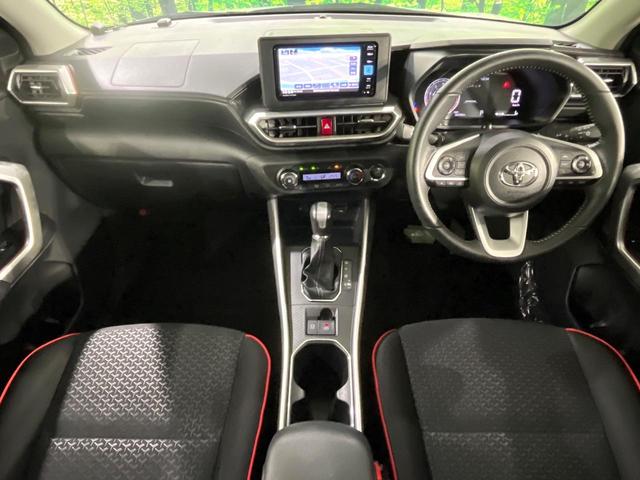 ライズ Ｚ　２トーンカラー　禁煙車　衝突軽減装置　純正ナビ　パノラミックビューモニター　アダプティブクルーズ　シートヒーター　ＬＥＤヘッド＆フォグ　シーケンシャルターンランプ　オートライト　オートエアコン　ＥＴＣ（2枚目）