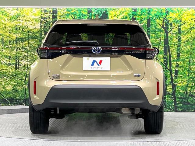 ヤリスクロス ハイブリッドＺ　禁煙車　衝突軽減装置　純正８型ディスプレイオーディオ　　バックカメラ　レーダークルーズ　シートヒーター　パワーシート　ステアリングヒーター　ＬＥＤヘッド　オートハイビーム　オートエアコン　ＥＴＣ（15枚目）