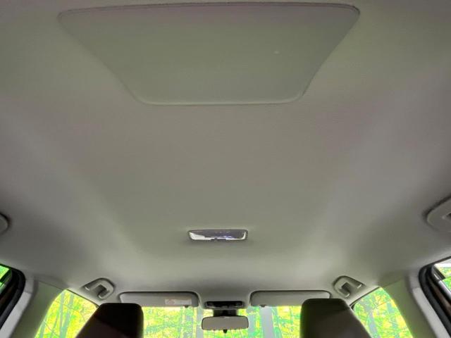 ヤリスクロス ハイブリッドＺ　禁煙車　衝突軽減装置　純正８型ディスプレイオーディオ　　バックカメラ　レーダークルーズ　シートヒーター　パワーシート　ステアリングヒーター　ＬＥＤヘッド　オートハイビーム　オートエアコン　ＥＴＣ（34枚目）