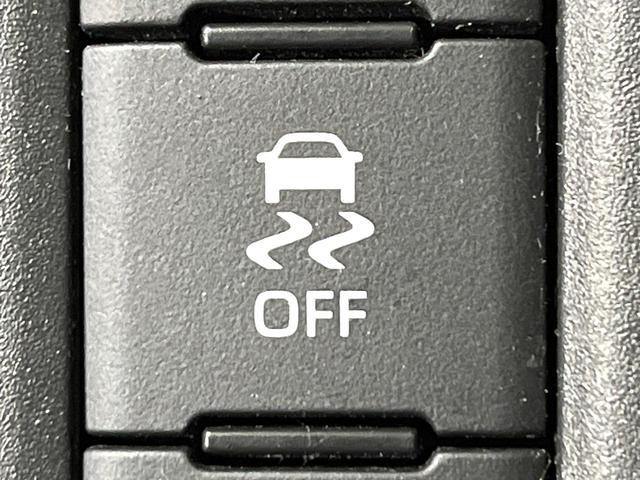 ヤリスクロス ハイブリッドＺ　禁煙車　衝突軽減装置　純正８型ディスプレイオーディオ　　バックカメラ　レーダークルーズ　シートヒーター　パワーシート　ステアリングヒーター　ＬＥＤヘッド　オートハイビーム　オートエアコン　ＥＴＣ（40枚目）