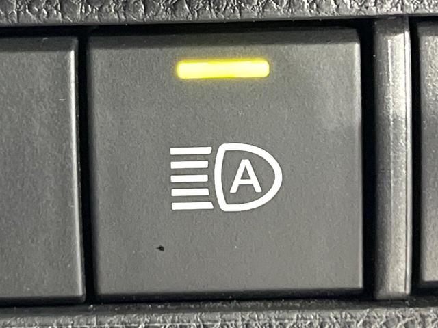 ハリアー Ｚ　ＪＢＬサウンド　禁煙車　衝突軽減装置　純正１２．３型ナビ　パノラミックビューモニター　ブラインドスポットモニター　レーダークルーズ　カラーヘッドアップディスプレイ　パワーシート　パワーバックドア（22枚目）