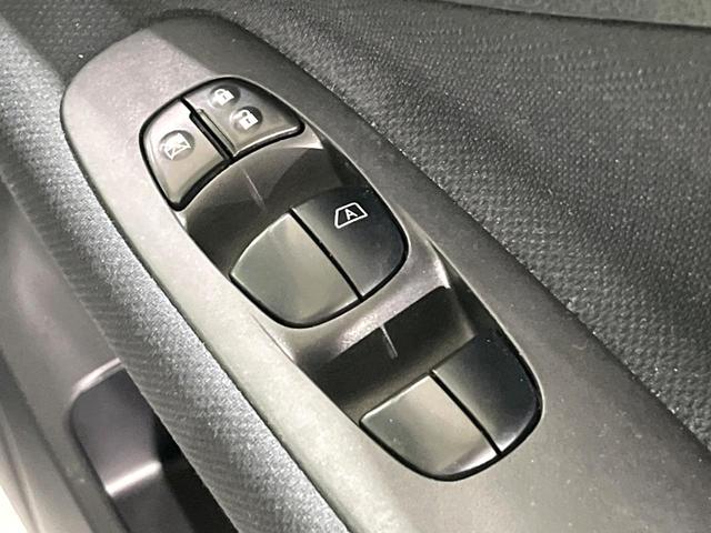 セレナ ハイウェイスターＧ　Ｓ－ハイブリッド　禁煙車　フリップダウンモニター　８型ナビ　バックカメラ　両側電動スライド　クルコン　ＥＴＣ　ドラレコ　フルセグＴＶ　Ｂｌｕｅｔｏｏｔｈ　オートエアコン　オートライト　スマートキー　ロールサンシェード（42枚目）