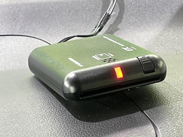 スペーシア ハイブリッドＧ　禁煙車　セーフティサポート　ＳＤナビ　バックカメラ　ＬＥＤヘッド　オートハイビーム　オートエアコン　スマートキー　ドラレコ　ＥＴＣ　Ｂｌｕｅｔｏｏｔｈ　誤発進抑制機能　車線逸脱警報　バニティミラー（7枚目）