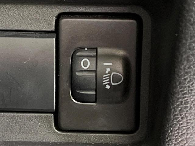 スペーシア ハイブリッドＧ　禁煙車　セーフティサポート　ＳＤナビ　バックカメラ　ＬＥＤヘッド　オートハイビーム　オートエアコン　スマートキー　ドラレコ　ＥＴＣ　Ｂｌｕｅｔｏｏｔｈ　誤発進抑制機能　車線逸脱警報　バニティミラー（39枚目）