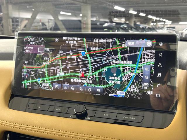 エクストレイル Ｇ　ｅ－４ＯＲＣＥ　４ＷＤ　プロパイロット　禁煙車　エマージェンシーブレーキ　純正１２．３型ナビ　アラウンドビューモニター　パワーバックドア　全席シートヒーター　メモリーシート　リアオートエアコン　ＨＵＤ（3枚目）